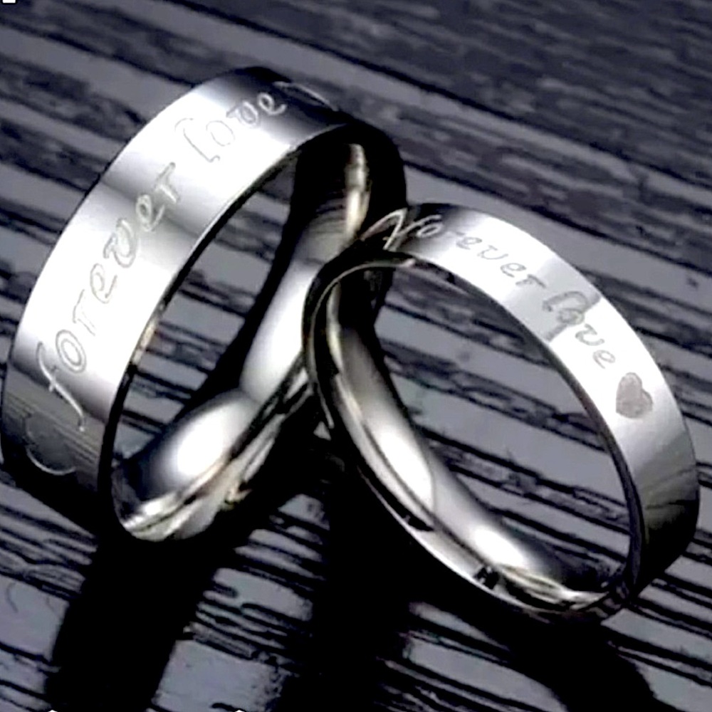 NWT Silver 2 Ring Set *Forever Love* Stainless Steel Band Rings
